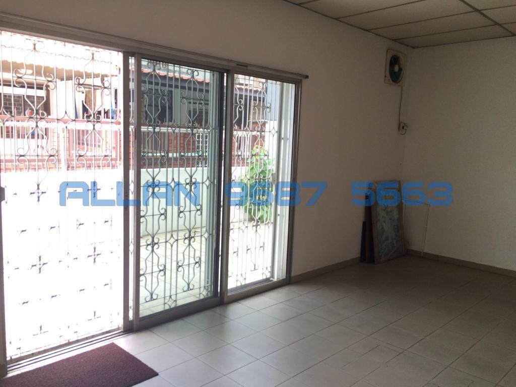 Jalan Bunga Rampai (D19), Terrace #96116552